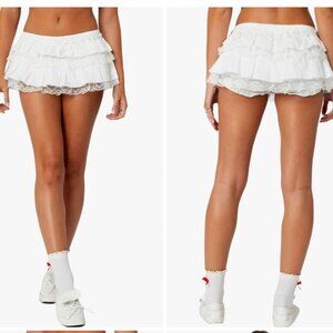 Edikted Lacy Tiered Ruffle Bloomer Miniskort – White – S – Good Condition